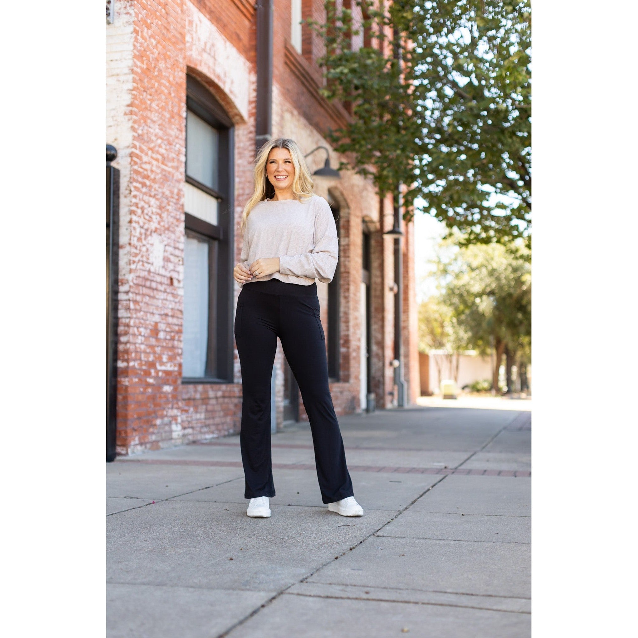 Ready to Ship | The Vanessa - 30 inch Black Bootcut Leggings